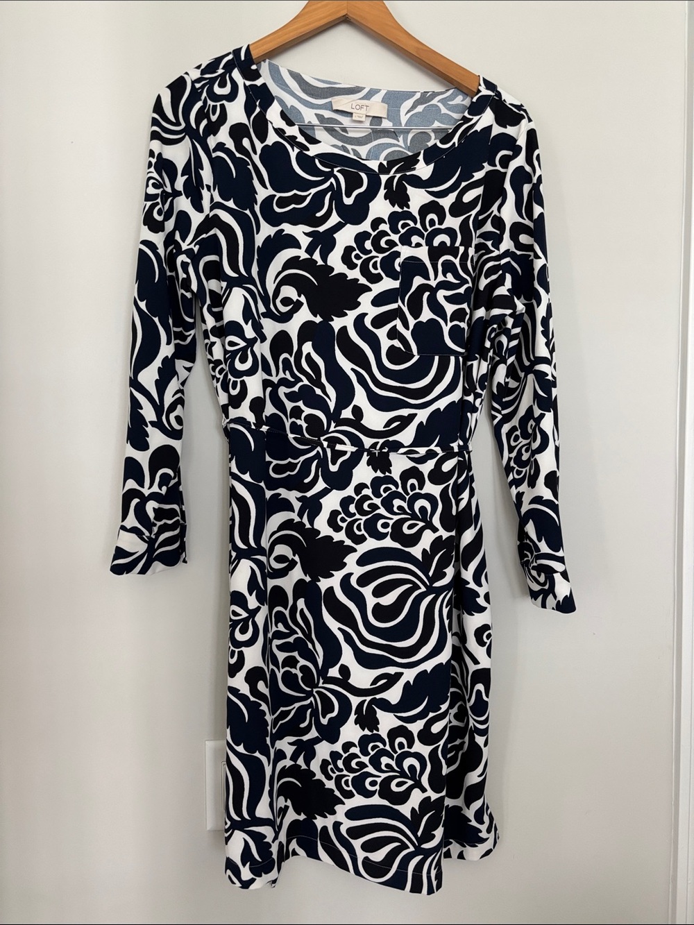 Loft Long Sleeve Tropical Print Motif Dress Sz L NWT